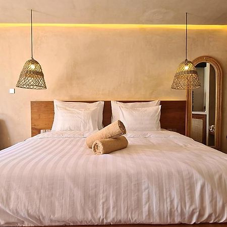 Shore Thing Gili Air Beachfront Apartment Zewnętrze zdjęcie